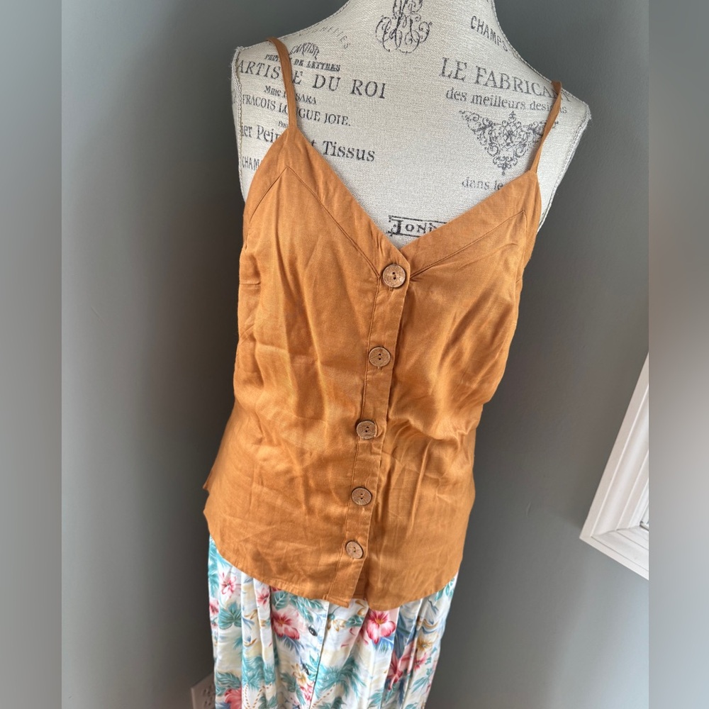 Midnight Sky rayon buttoned rayon tank top EUC size M